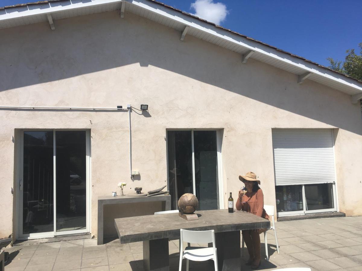 Bureaux Appartements Lesparre Medoc المظهر الخارجي الصورة