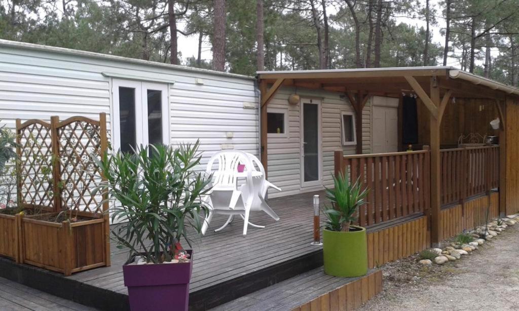 Bureaux Appartements Lesparre Medoc المظهر الخارجي الصورة